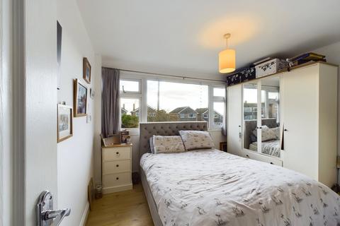 15 Beech Road, Chinnor, OX39 4RB