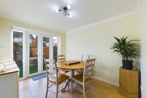 9 Astley Road, Thame, OX9 3WQ