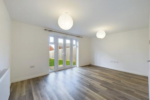8 Cornfields, Chinnor, OX39 4FL