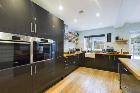 72 Cowleaze, Chinnor, OX39 4TB
