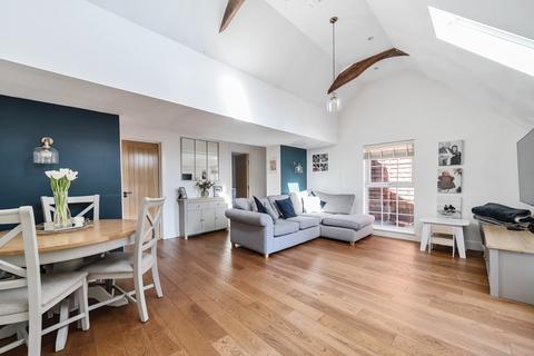 2 bedroom flat for sale, Portsmouth Road, Milford, Godalming, GU8