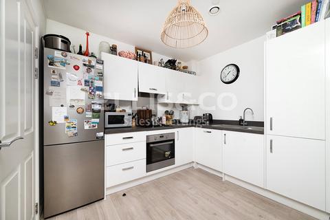 1 bedroom apartment for sale, Coxwell Boulevard, London, NW9