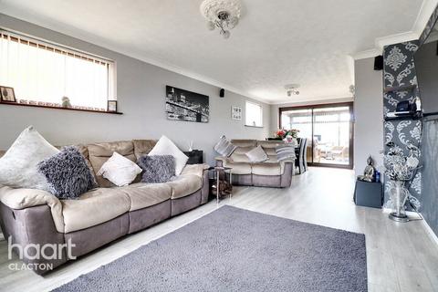 3 bedroom detached house for sale, Totlands Drive, Clacton-On-Sea