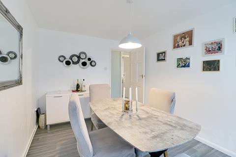 11 Ascension Close, Basingstoke, RG24 9AZ