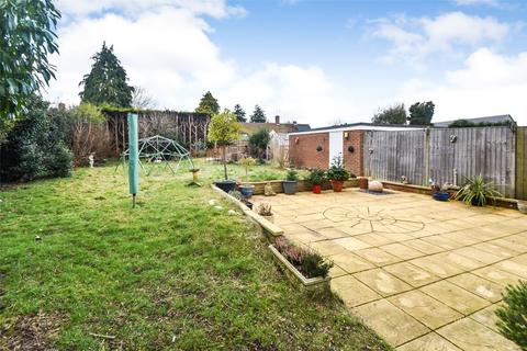 1a Ewins Close, Ash, Aldershot, GU12 6RZ