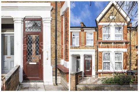 4 bedroom terraced house for sale, Coleraine Road, Hornsey, London, N8