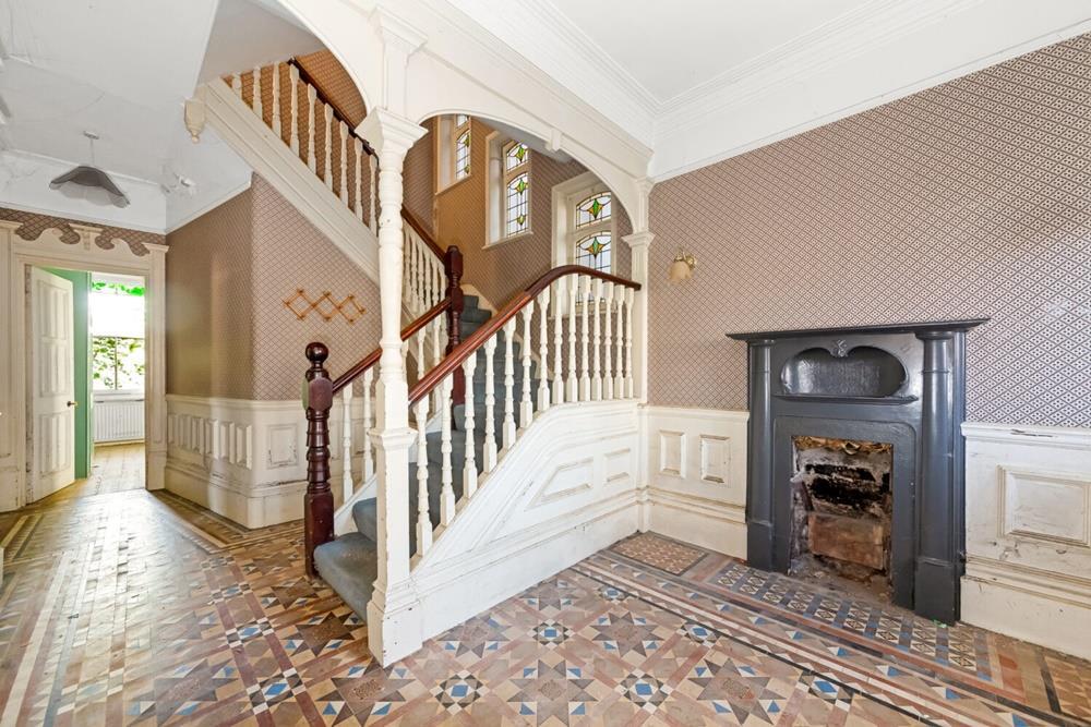 Sunderland Road, Forest Hill, London, SE23 6 bed house for sale £900,000