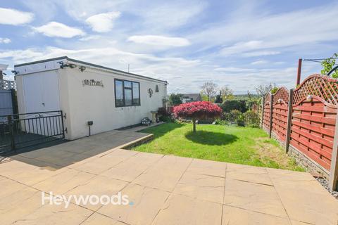 21 Balmoral Close, Stoke-on-trent, ST4 8QL