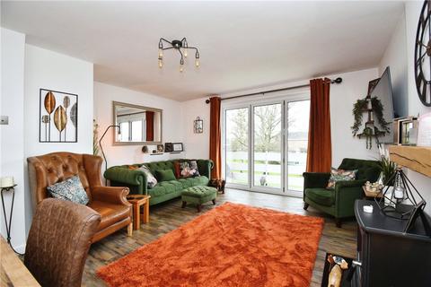 Flat 3, Reynolds Court Tadburn Road, Romsey, SO51 5AX