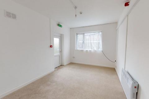 3 bedroom apartment for sale - Flats A & B, 114 Station Road, Llanelli, Dyfed, SA15 1YU