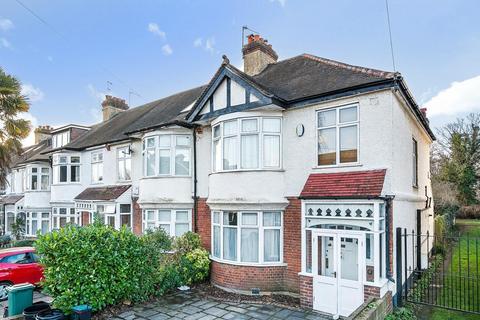 101 The Drive, Beckenham, BR3 1EF