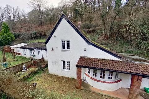3 bedroom cottage for sale - Kilima Cottage Upper Redbrook, Upper Redbrook, Monmouth, Gwent, NP25 4LU
