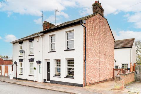 4 bedroom end of terrace house for sale, Summer Street, Slip End, Luton, LU1