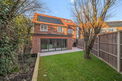 5 bedroom detached house for sale, Queen Eleanors Road, Guildford, GU2