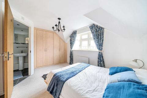 8 Royal Crescent, Winchester, SO22 5GR