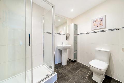 8 Royal Crescent, Winchester, SO22 5GR