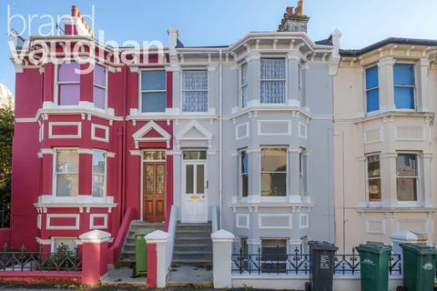 2 bedroom flat to rent, Queens Park Road, Brighton, East Sussex, BN2