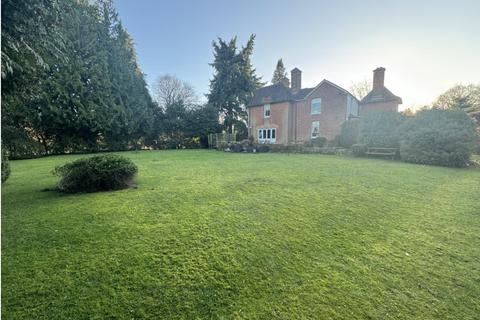 6 bedroom house to rent, Common Road, Ightham , Kent