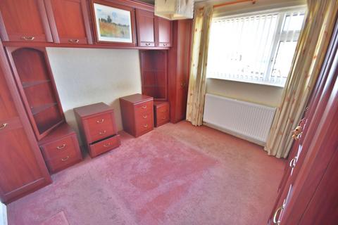 2 bedroom semi-detached bungalow for sale - Maxwell Drive, Leeswood, Wrexham, CH7