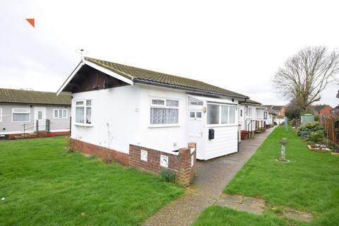 2 bedroom static caravan for sale, Castle Hill Park, London Road, Clacton-on-Sea