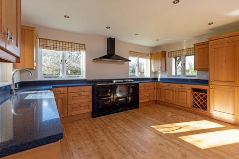 5 bedroom detached house for sale - Marley Common, Haslemere, West Sussex, GU27