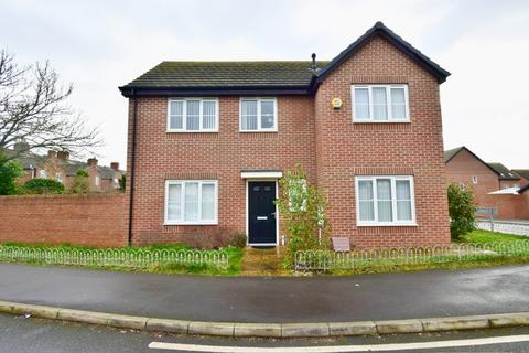 4 bedroom detached house for sale, Gardenia Road, Leicester, LE5