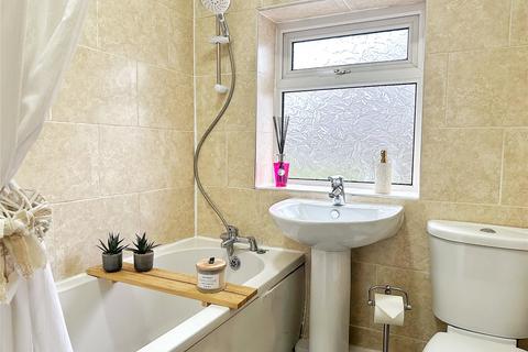 11 Argyll Road, Chadderton, Oldham, OL9 8AJ