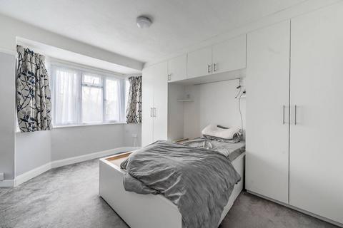 LOWTHER ROAD, Kenton, Stanmore, HA7