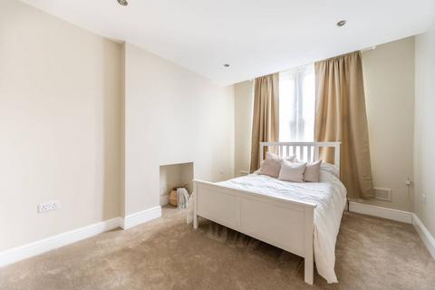 2 bedroom flat to rent, Sellons Avenue, Harlesden, London, NW10