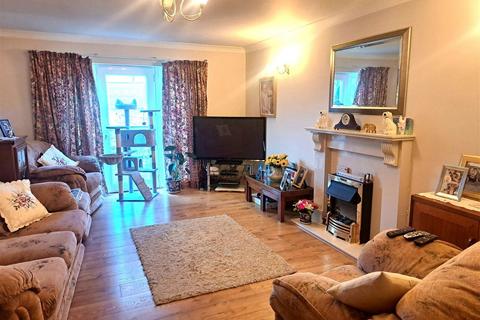 5 bedroom detached house for sale, Pantydwr, Llandeilo Road, Upper Brynamman, Ammanford, SA18