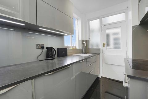 1 bedroom flat to rent, Cheyne Place, SW3