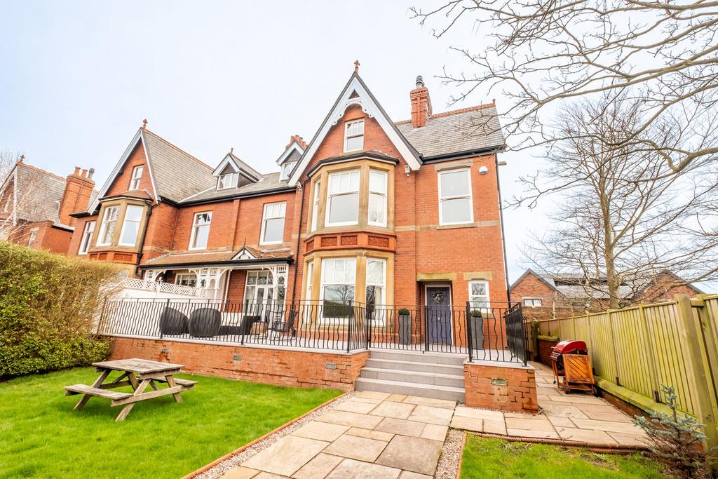 Seafield Road, Lytham, FY8 5 bed semidetached house for sale £2,250,000