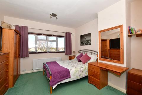 129 Bennetts Way, Croydon, CR0 8AJ