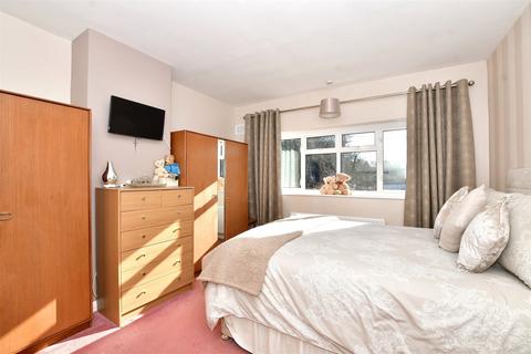 129 Bennetts Way, Croydon, CR0 8AJ