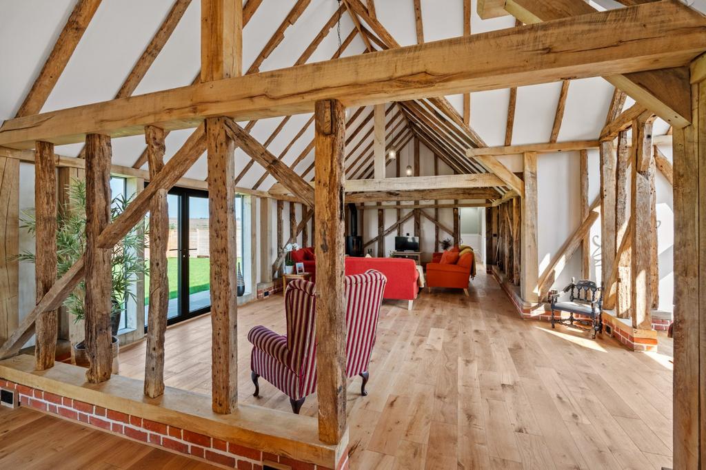 Barnhall Road, Maldon CM9 5 bed barn conversion - £1,500,000