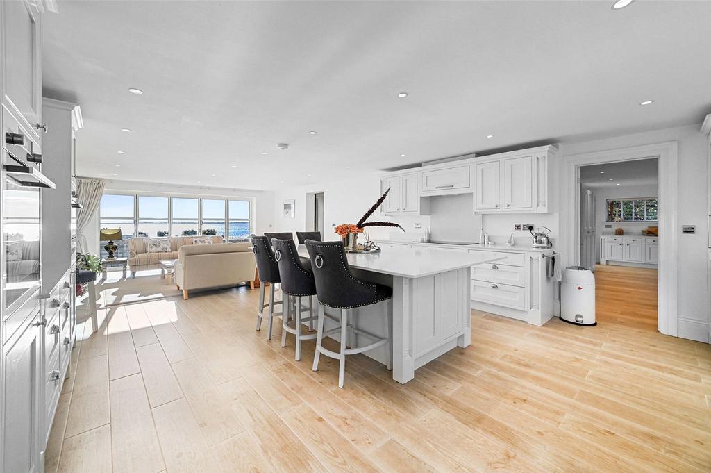 West Mersea, Colchester CO5 4 bed detached house for sale £1,250,000