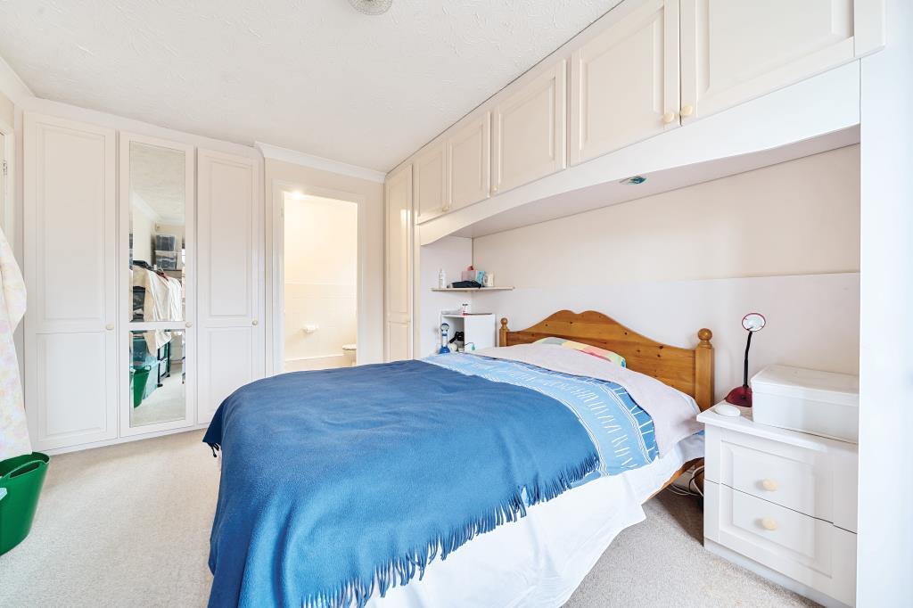 Schofield Gardens, Witney, OX28 4 bed detached house for sale £500,000