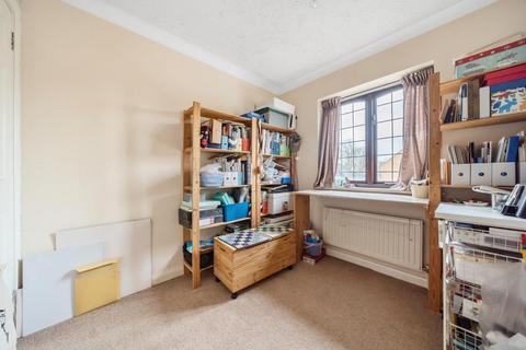 5 Schofield Gardens, Witney, OX28 1JY