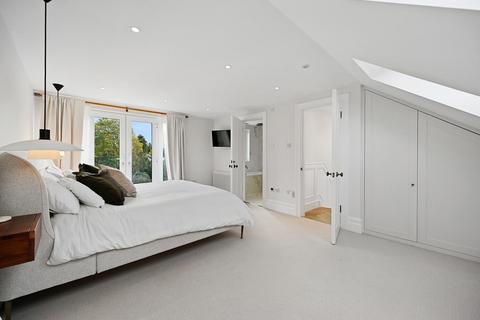 5 bedroom semi-detached house for sale, Mount Park, Carshalton, SM5