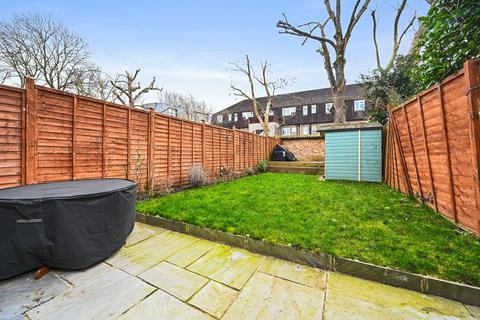 4 bedroom townhouse for sale - Mill View Close, Ewell, KT17