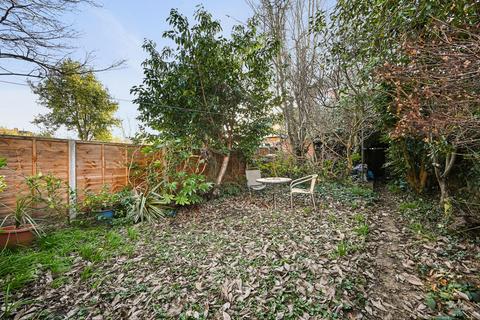 25 Strathearn Road, Sutton, SM1 2RS
