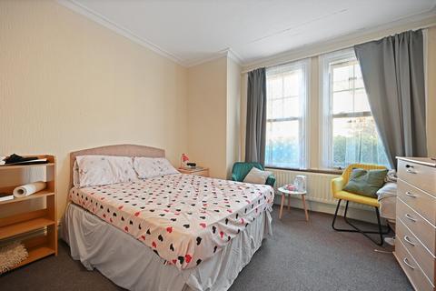25 Strathearn Road, Sutton, SM1 2RS