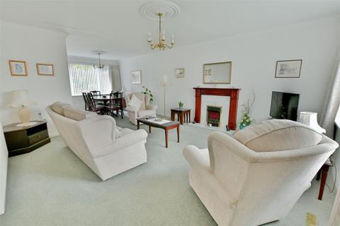 3 bedroom detached house for sale - Whaggs Lane, Whickham