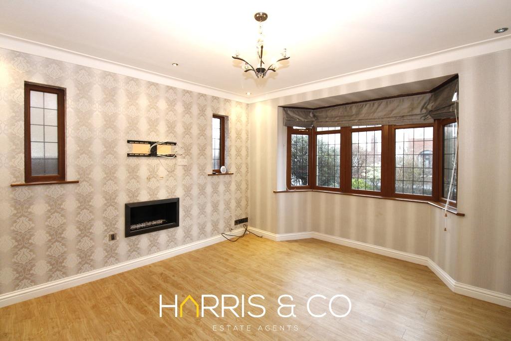 Lancaster Gate, Fleetwood, FY7 3 bed detached house for sale £350,000