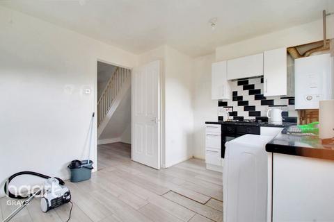 72 Brimfield Road, Purfleet-on-thames, RM19 1RG
