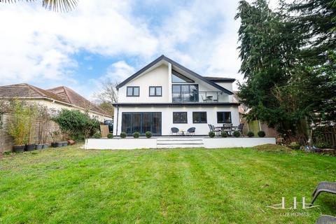 4 bedroom detached house for sale, Oatlands, Howe Green