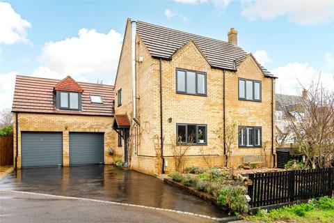 4 bedroom detached house for sale, Manor Close, Bozeat, Northamptonshire, NN29