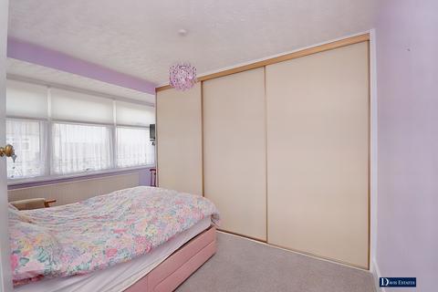 42 Benets Road, Hornchurch, RM11 3PU