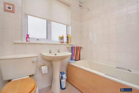 42 Benets Road, Hornchurch, RM11 3PU