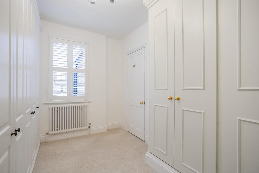 Bedroom 3/Dressing